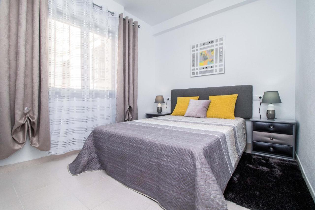 Dos Terrazas Lägenhet Torrevieja Exteriör bild